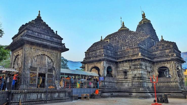 Garden Area – Gajanan Maharaj Sansthan